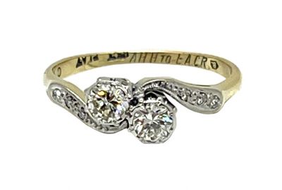 Vintage Toi et Moi Diamond Ring