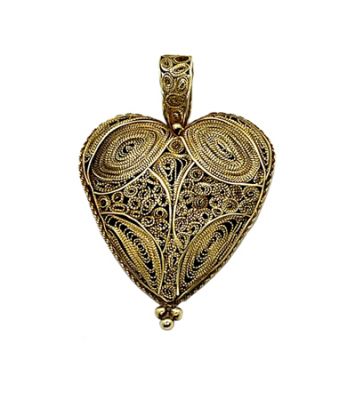 Vintage 'Viana' Heart Pendant