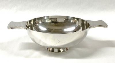 Late 20th Century, Traditional Sterling Silver Quaich Cup