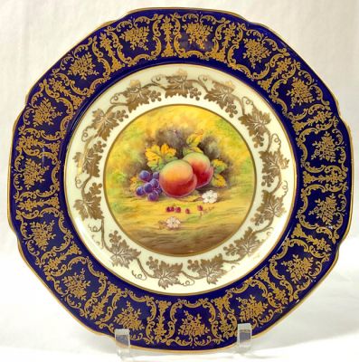 Paragon Bone China Golden Harvest Pattern Cabinet Plate, circa 1950s