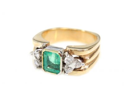 Vintage Emerald and Diamond Ring