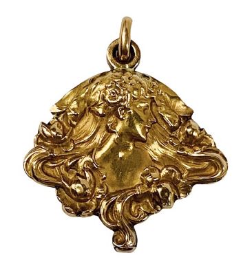 Art Nouveau 18kt Yellow Gold Locket