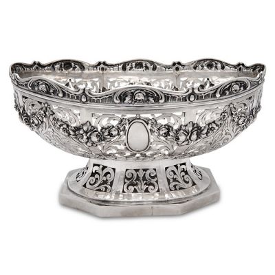 Elaborately Decorated 800 Fine Silver Centrepiece Bowl, Germany, circa 1900