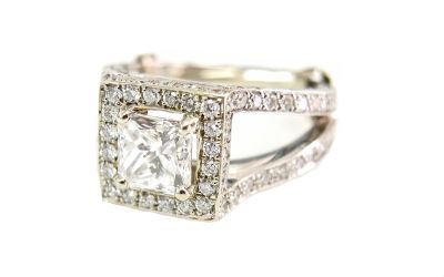 Modern Diamond Engagement Ring