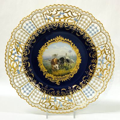 Reticulated Meissen Pastoral Cabinet Plate﻿
