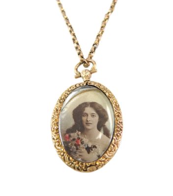 Victorian Locket Pendant and Chain