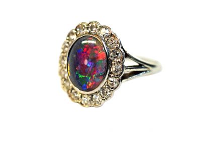 Vintage 1.29ct Opal and Diamond 18kt Ring