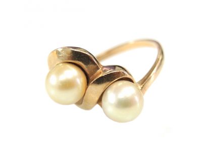 Vintage Cultured Pearl Ring