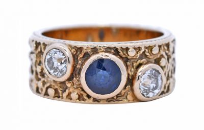 Vintage .74ct Sapphire and 2 Diamond 14kt Ring