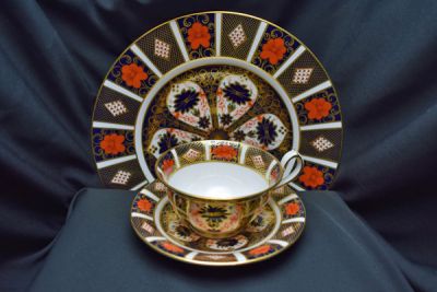 Royal Crown Derby - Old Imari 1128