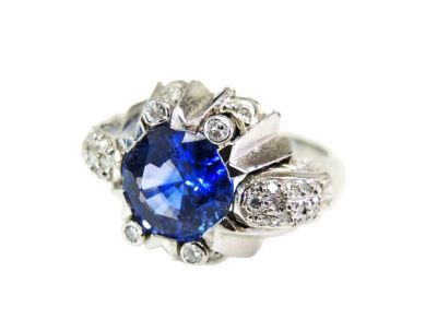 Retro Sapphire and Diamond Ring