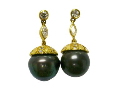 Black Pearl Earrings