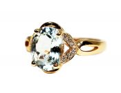Modern Aquamarine and Diamond Ring