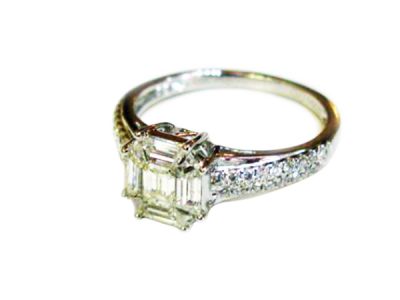 Modern Diamond Engagement Ring