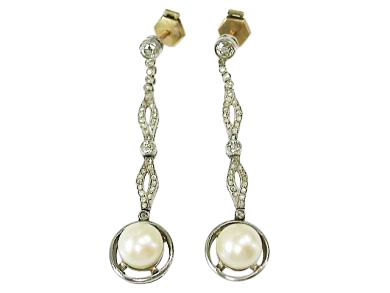 Pearl Drop Earrings