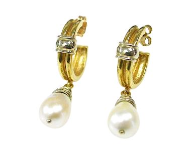 Pearl Drop Earrings