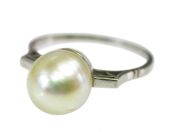 Vintage Cultured Pearl 18kt Ring