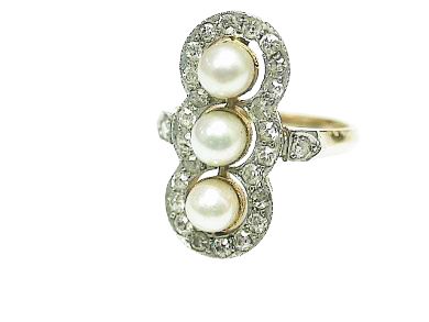 Pearl and Diamond Ring