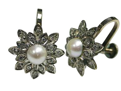 Pearl and Diamond Earrings