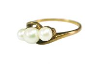 Three Pearl Ring