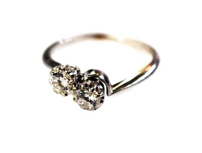 Vintage Diamond Toi et Moi Ring