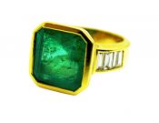 Vintage Emerald and Diamond Ring
