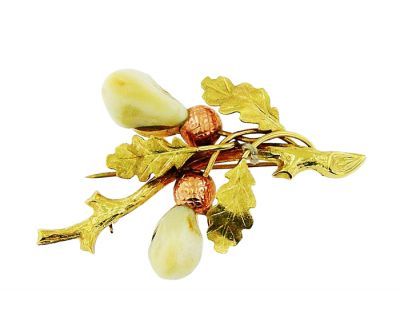Vintage Oak Leaf Brooch
