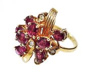Vintage 2.88ct Ruby and Diamond 14kt Cluster Ring