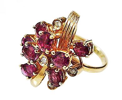 Vintage 2.88ct Ruby and Diamond 14kt Cluster Ring