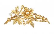 Vintage Pearl Floral Brooch