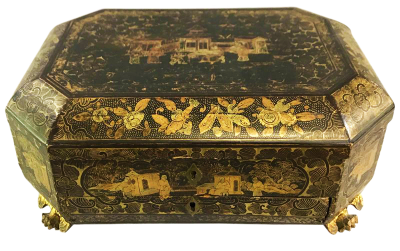 19th Century Chinese Export Lacquered & Gilded Jewellery Box