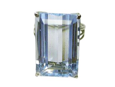 Vintage Aquamarine Solitaire Ring