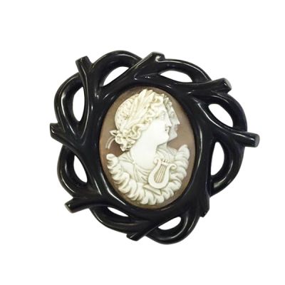 Victorian Carved Conch Shell Cameo Brooch