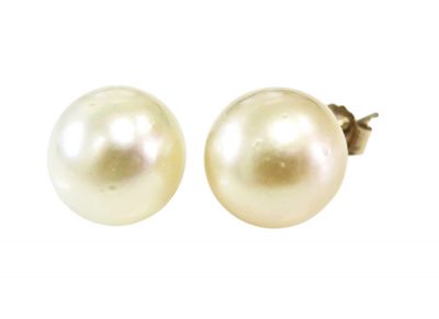 Modern Cultured Pearl Studs