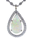 Vintage 18.02ct Opal and Diamond Pendant Necklace in Platinum and 18kt White Gold