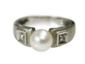 Pearl Ring