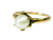 Vintage Pearl Solitaire Ring