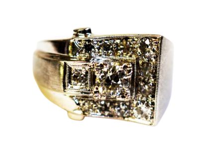 Retro Diamond Buckle Ring