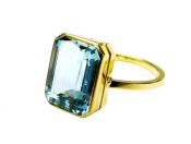 Vintage 6.03ct Aquamarine Solitaire 18kt Ring
