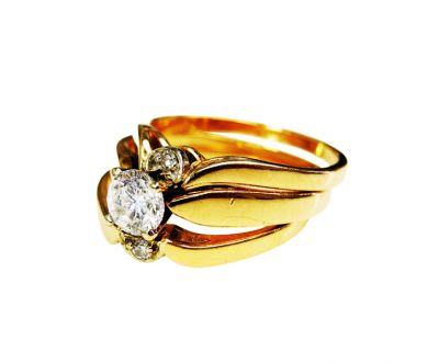 Vintage Diamond Rings Wedding Set