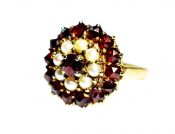 Vintage Garnet and Pearl Ring