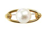 Vintage Mabe Pearl Brooch
