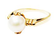 Vintage Pearl Solitaire Ring