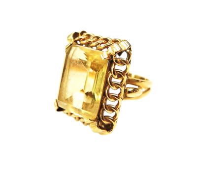 Vintage Citrine Solitaire Ring