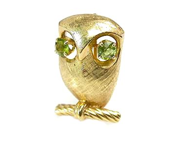 Birks Vintage .46ct Peridot Owl 14kt Brooch