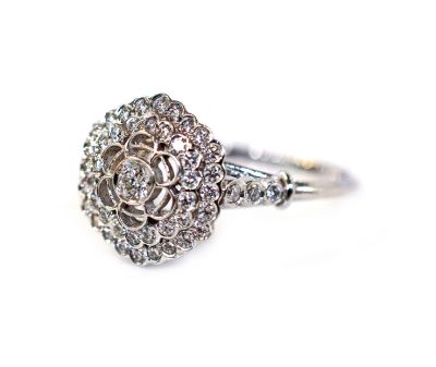 Vintage Diamond Cluster 14kt Ring