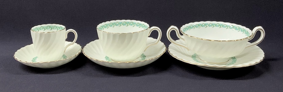 Minton Lady Rodney Dinner Service For 8 | Cynthia Findlay Fine