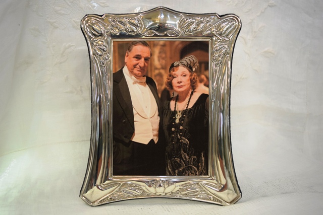 Modern English Sterling Frame